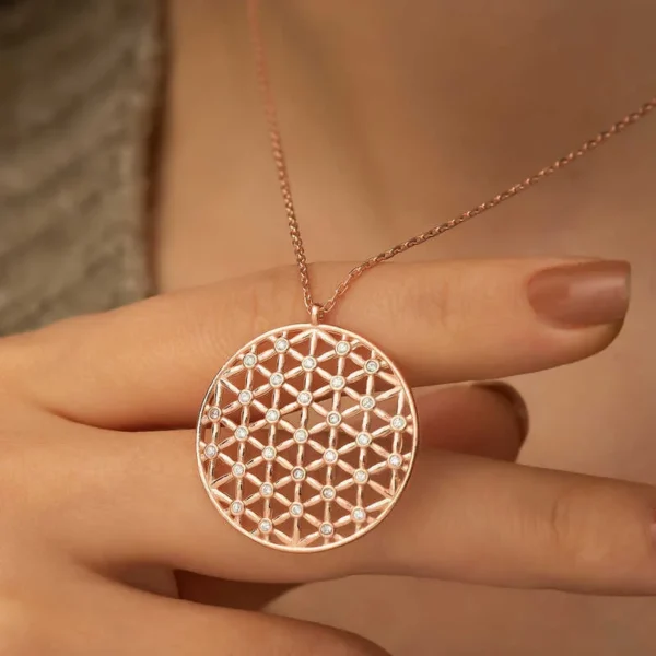 925k Sterling Silver Rose Gold Life Flower Women’s Necklace: Elegant Bloom